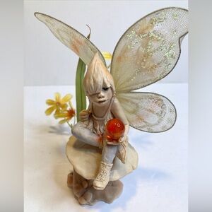 Rawcliffe Fairy Sun Beam Sitting Mushroom SIGNED BY JESSICA DESTAFANO 1989